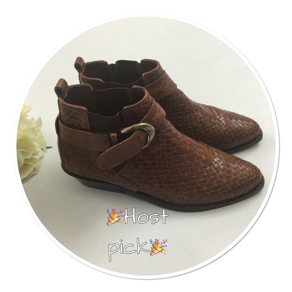 Cole Haan Shoes - ❤️💋💥 HP 💥Cole Haan Woven Leather Ankle Boots